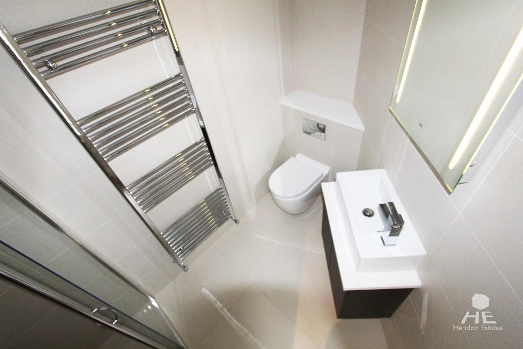 3 bedroom mews property for rent