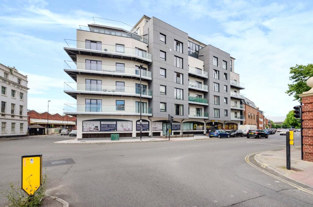 Main image of property: Royal Crescent Road, Southampton, Hampshire, SO14
