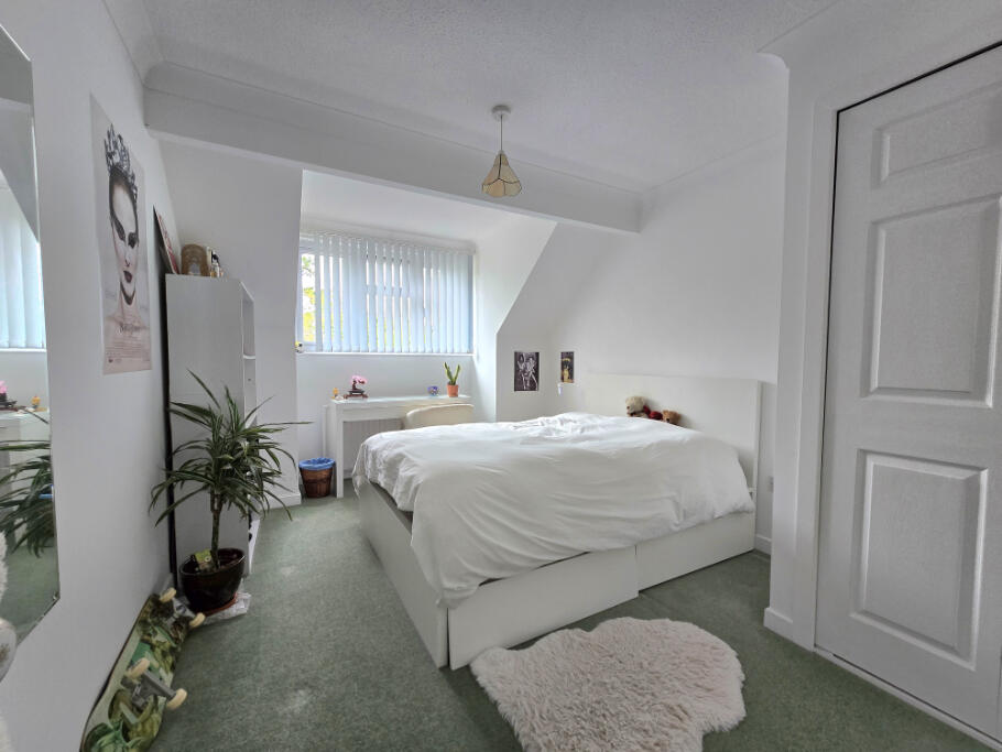 House in New Forest, Hordle - View 5