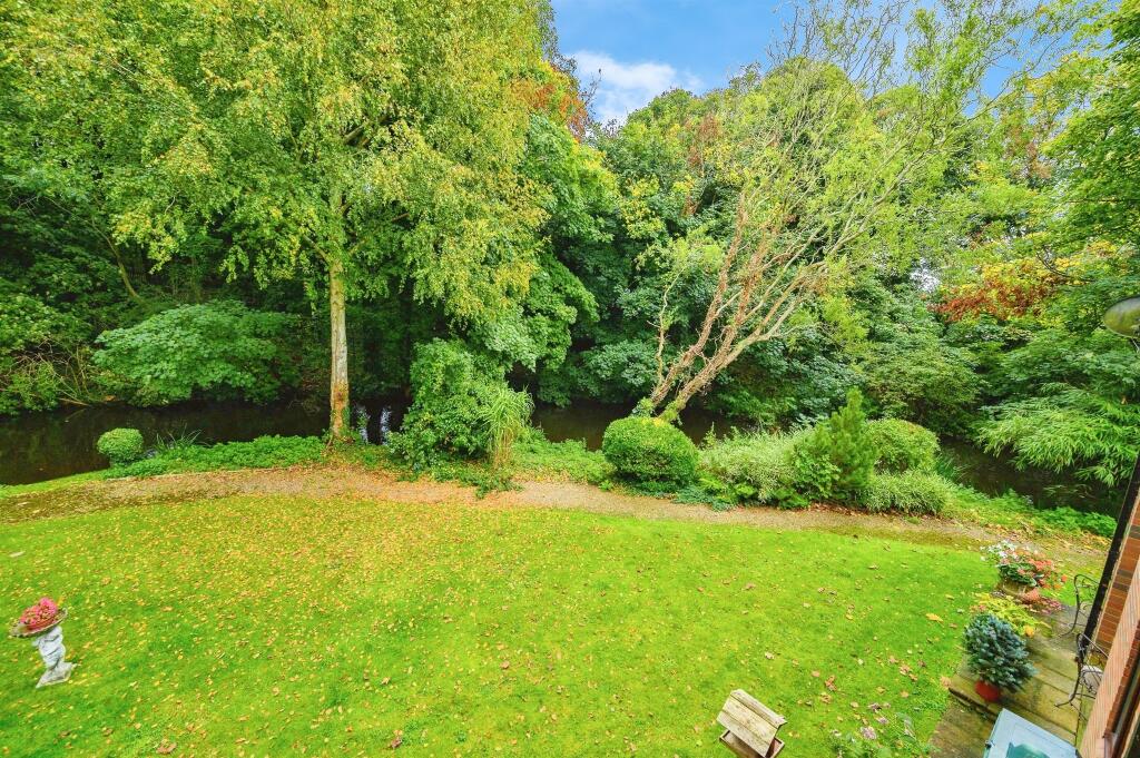 Additional image 13 of The Beeches, Park Street, St. Albans