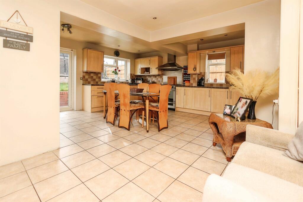 Additional image 5 of Bell Close, BIRMINGHAM