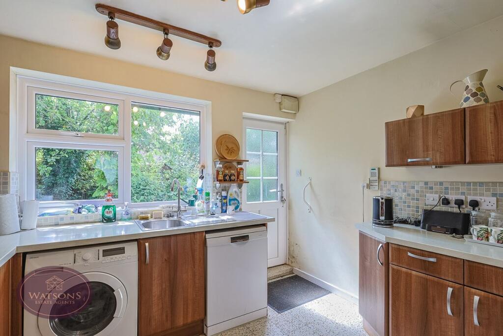 House in Nottingham, Assarts Farm Estate, Nuthall - View 3