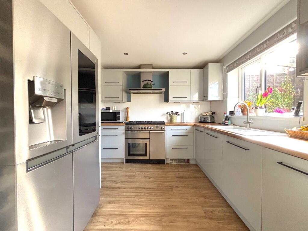 23, Green Close, Paulton, Bristol, Somerset, BS39 photo 4
