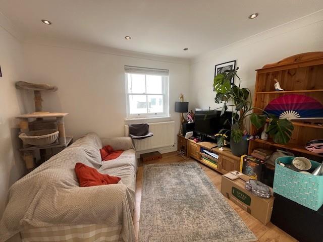 House in Hove, Brighton and Hove - View 3