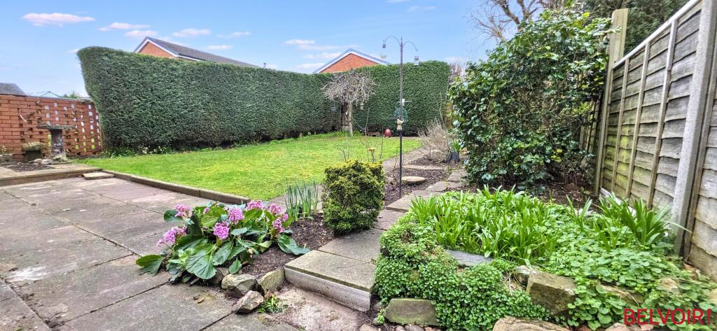House in Tamworth, Staffordshire - View 4