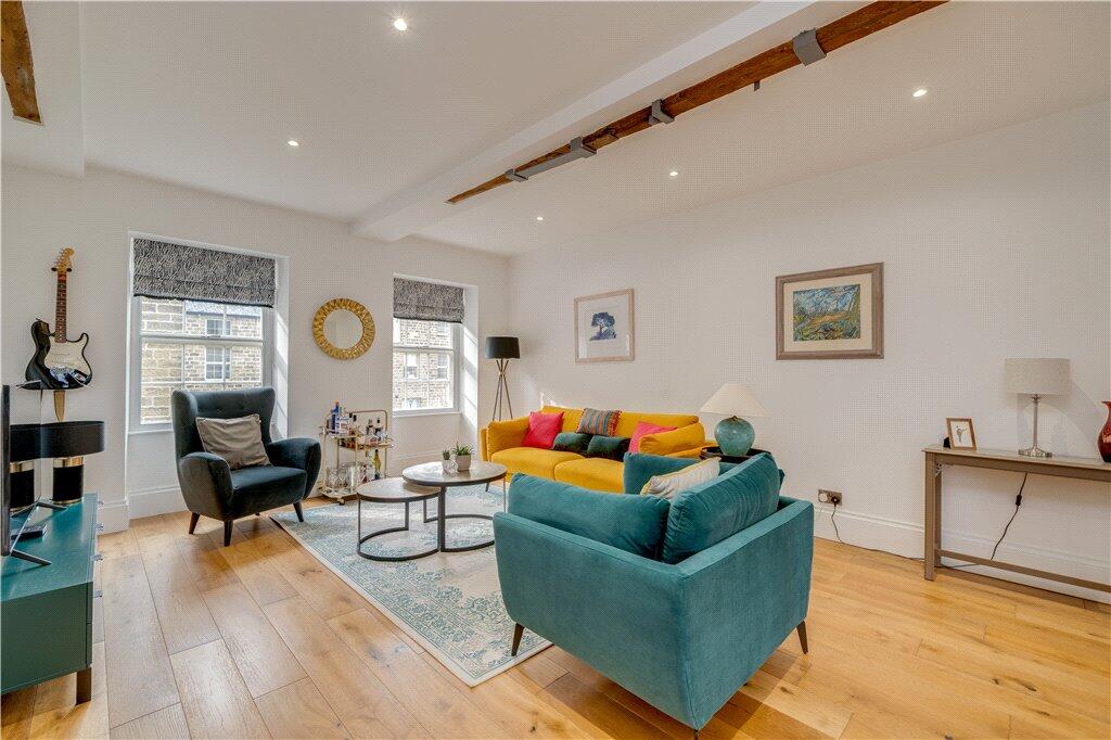 Apartment in North Yorkshire, High and Low Bishopside - View 3