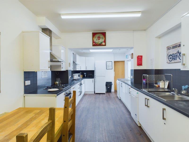 Bourne Street, Eastbourne, East Sussex, BN21 photo 2