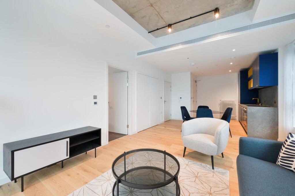 Douglass Tower, Goodluck Hope Walk, London E14 - More