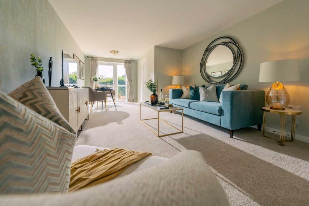 Apartment in Chester, Ellesmere Port - View 5