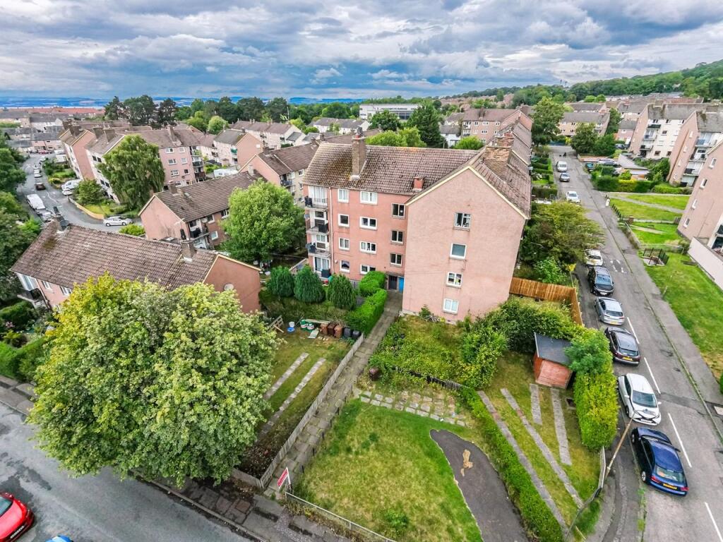 Main image of property: 3/11 Alan Breck Gardens, Edinburgh, EH4