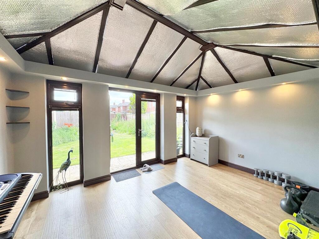 House in Wigan - View 5