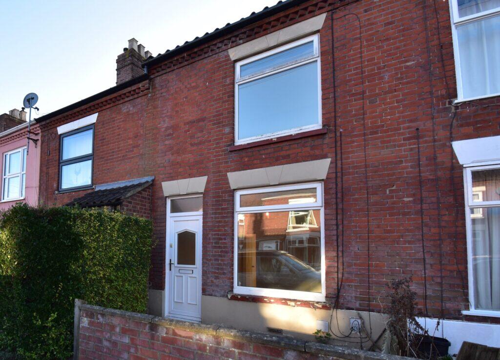 Main image of property: Eade Road, Norwich, NR3 3EH