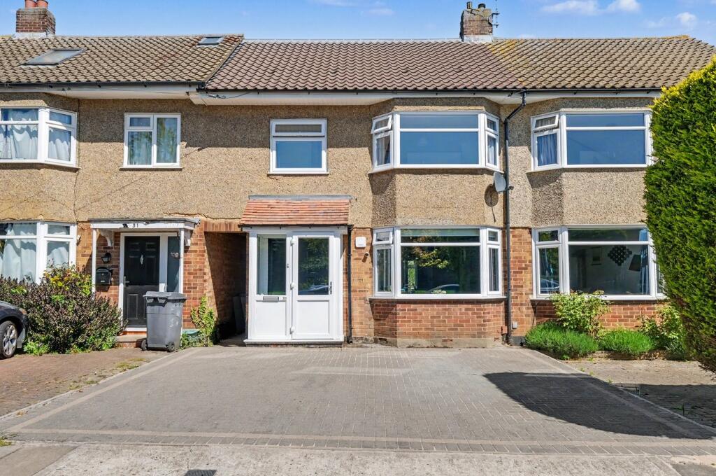 Main image of property: Lewis Drive, Moulsham Lodge, Chelmsford, CM2