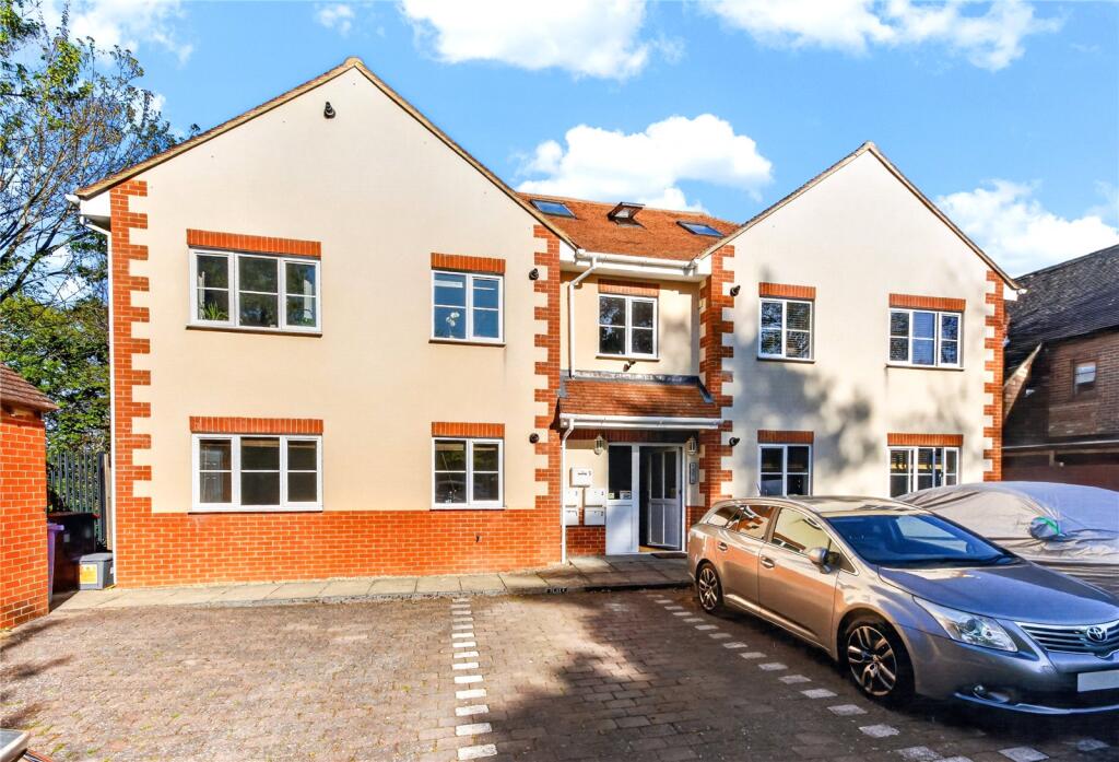 Main image of property: Larges Bridge Drive, Bracknell, Berkshire, RG12