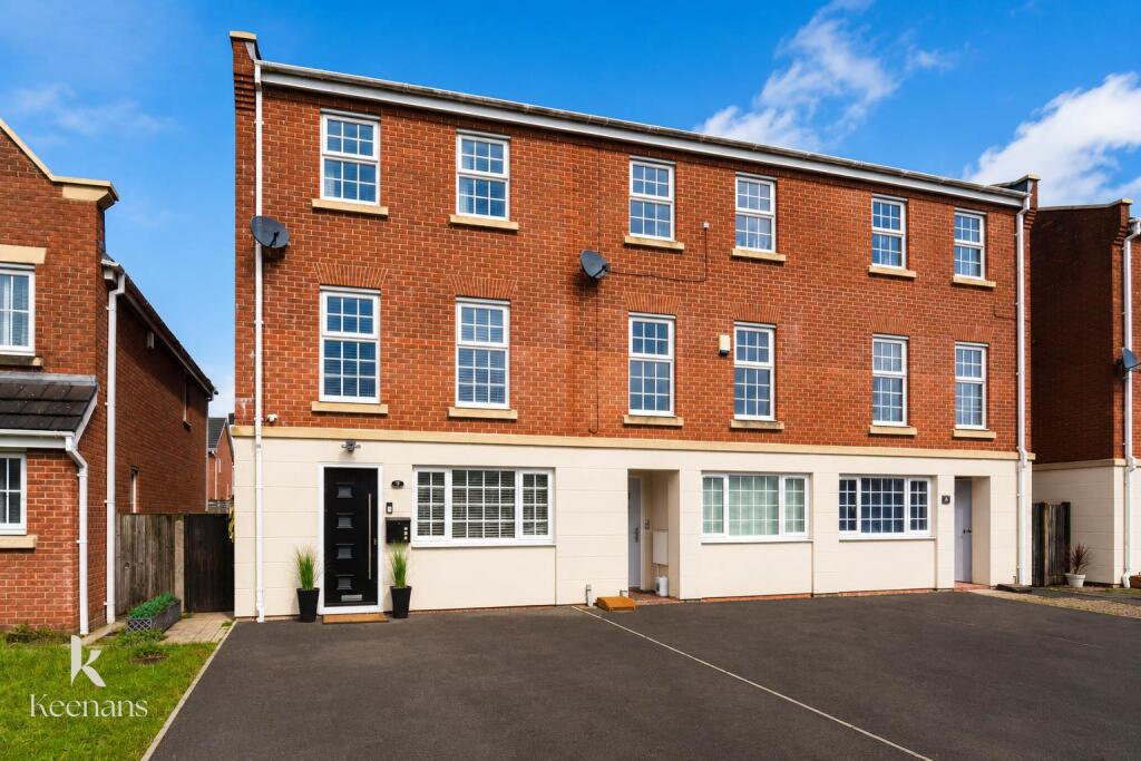 House in Bury, Chesham - View 2
