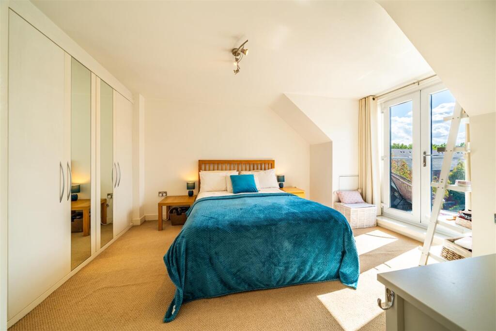 House in Nottingham, Wilford Place, Wilford - View 4