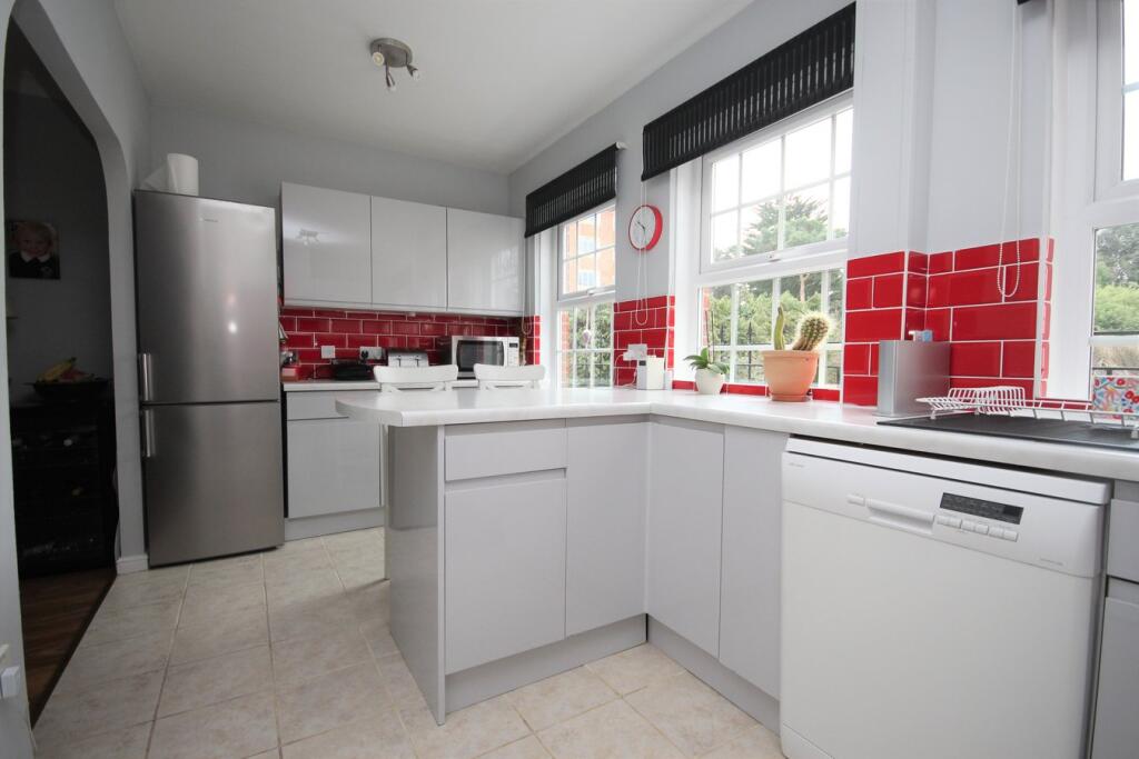 Additional image 8 of Ventry Close, BRANKSOME PARK, BH13