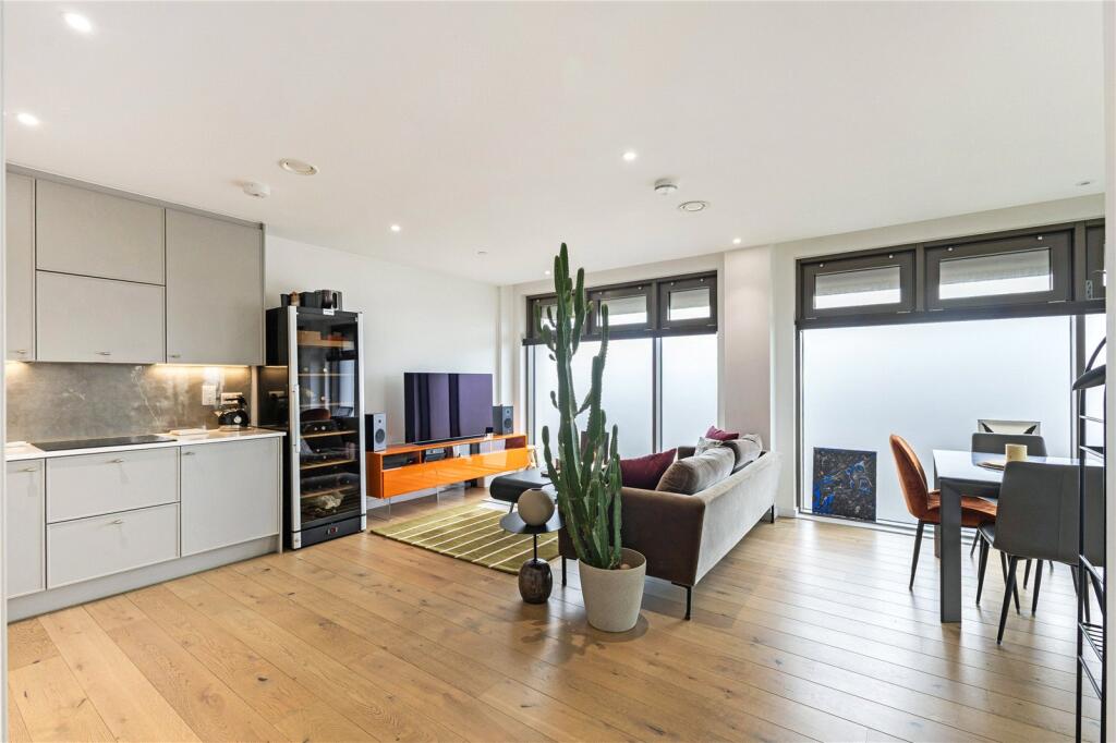 Main image of property: Upper Richmond Road, Putney, London, SW15