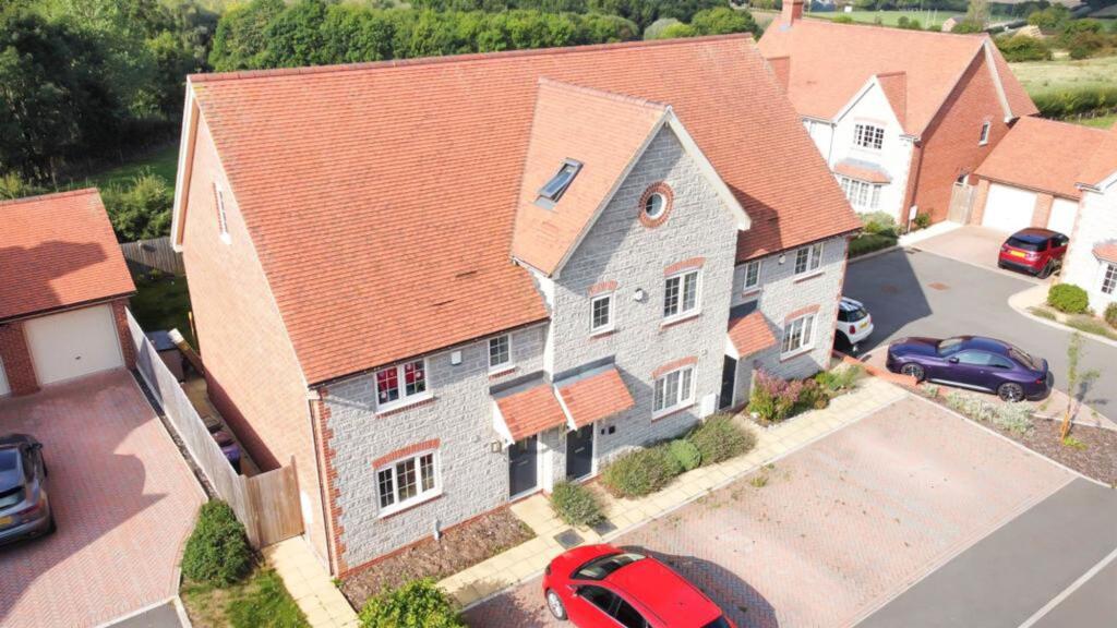 Main image of property: Treens Close, Harbury, CV33