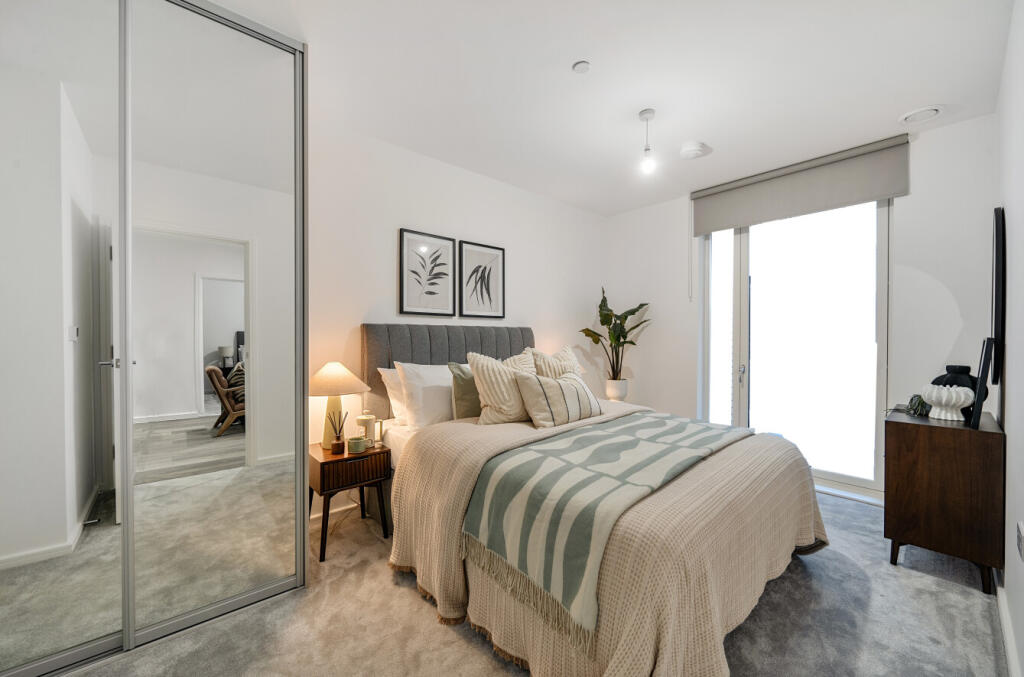 Apartment in London - View 3