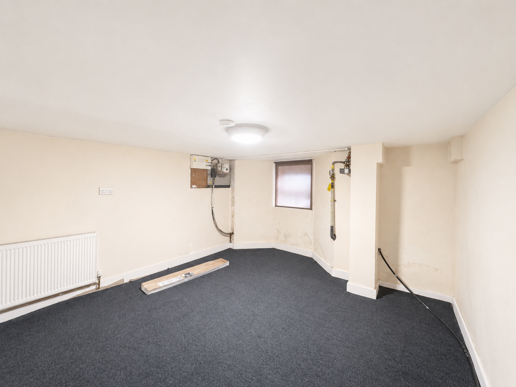 House in Maidstone, Kent - View 4