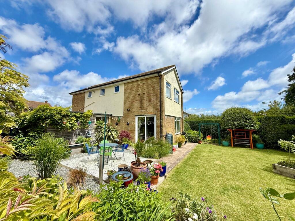 House in Eastbourne, Ratton - View 3
