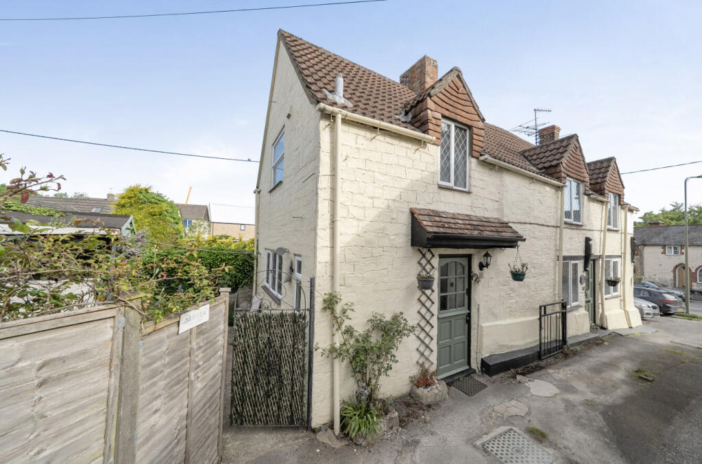 Main image of property: Gravel Walk, Faringdon, Oxfordshire, SN7