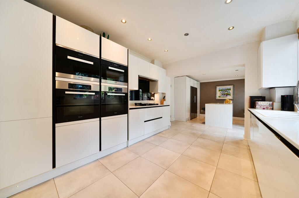Yester Road, Chislehurst, Kent, BR7 photo 4
