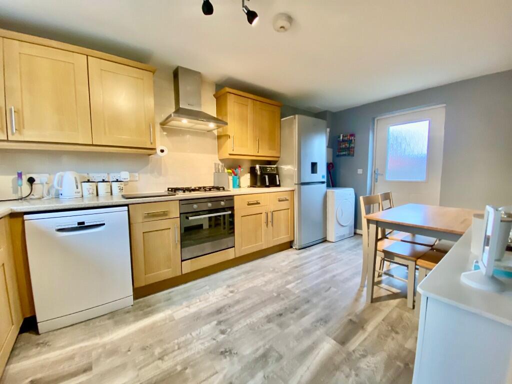 London Road, Hempsted, Peterborough, Cambridgeshire, PE7 photo 2