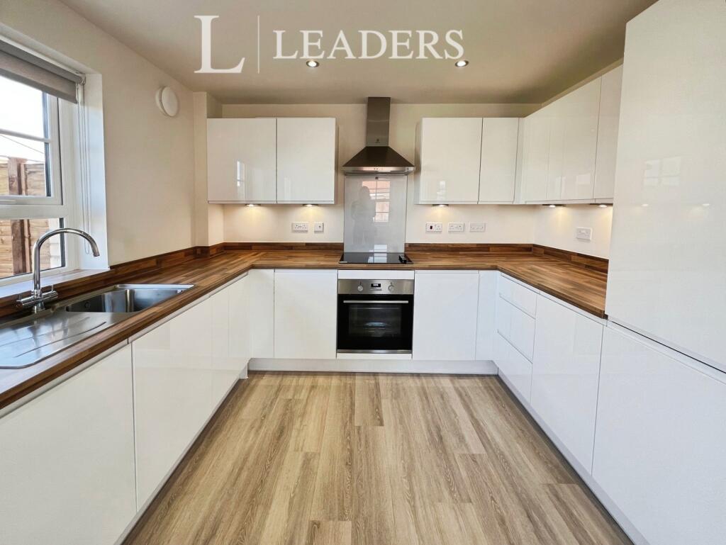 House in Mid Suffolk, Thurston - View 4