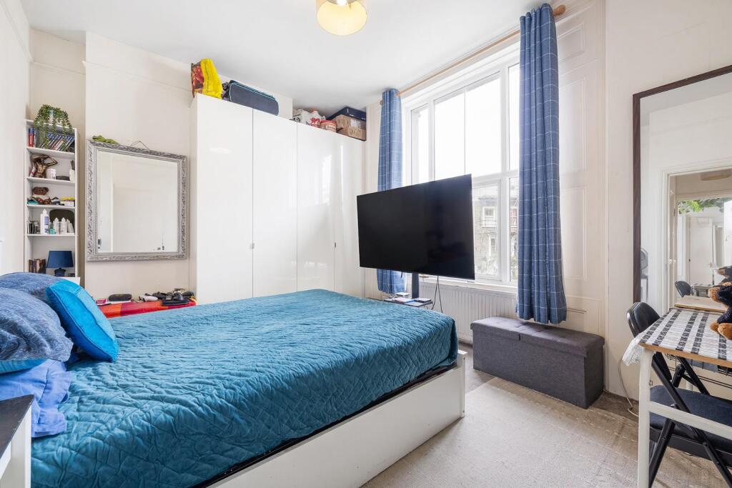 Apartment in London, Myatt's Fields, Loughborough Junction - View 4
