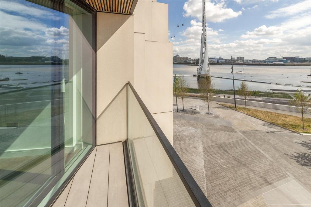 Apartment in London, Greenwich Peninsula - View 3