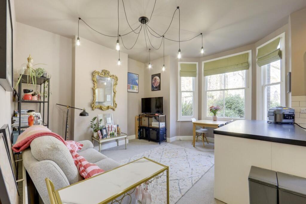 Main image of property: Taymount Rise, Forest Hill, SE23