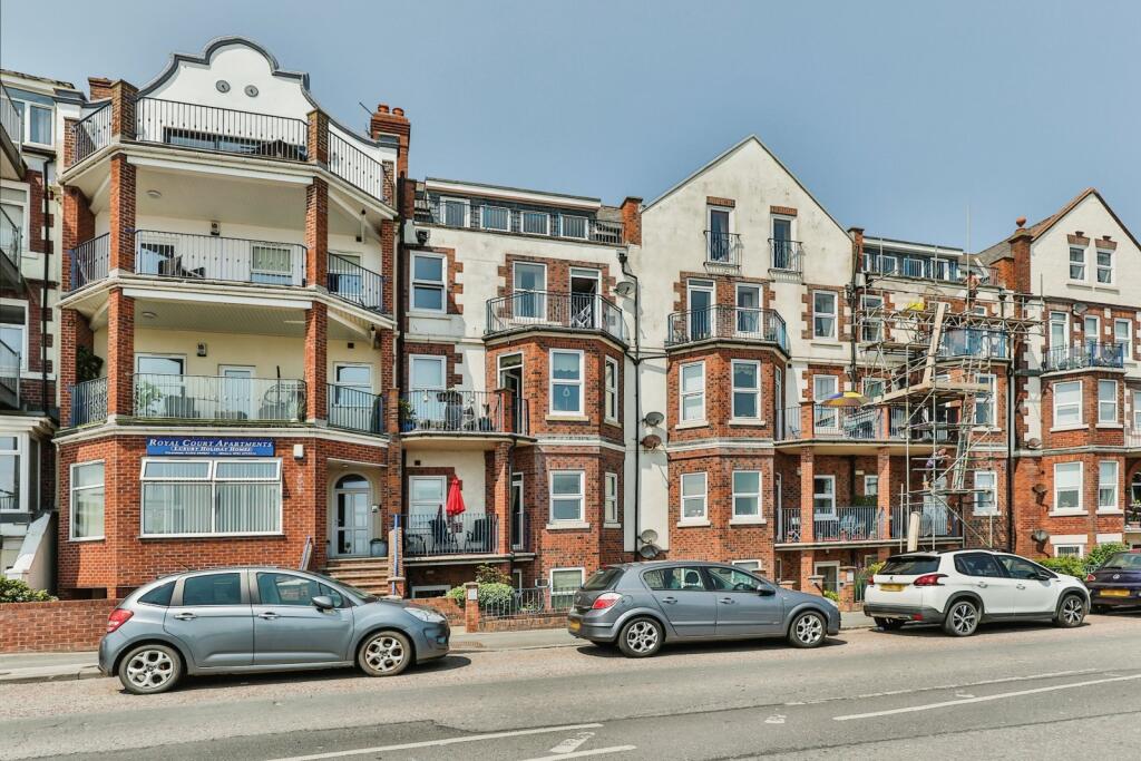 South Marine Drive, Bridlington, East Yorkshire, YO15 photo 3