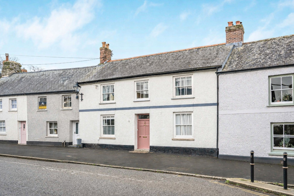 Main image of property: 15, Fore Street, Tregony, Cornwall, TR2