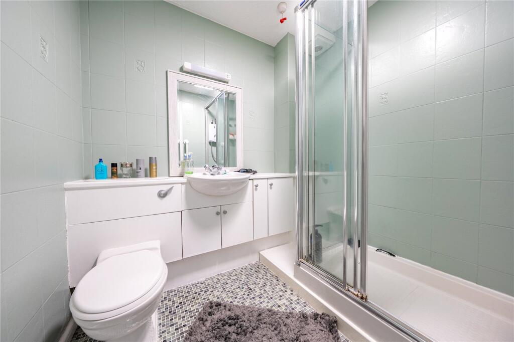 Apartment in Leeds, Park Villas, Roundhay - More