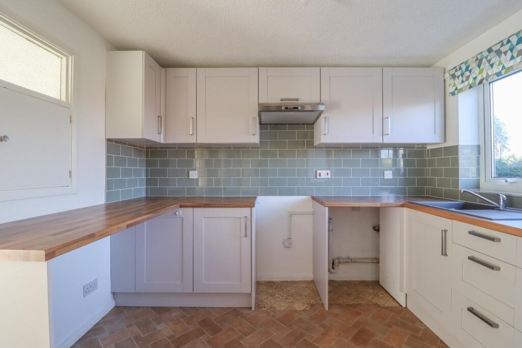 Pound Green Close, Shipdham, Thetford, Norfolk photo 4