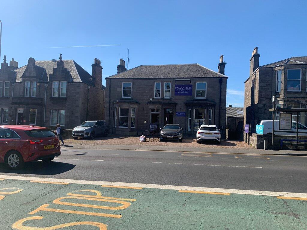 Main image of property: 28, York Place, Perth, PH2 8EH