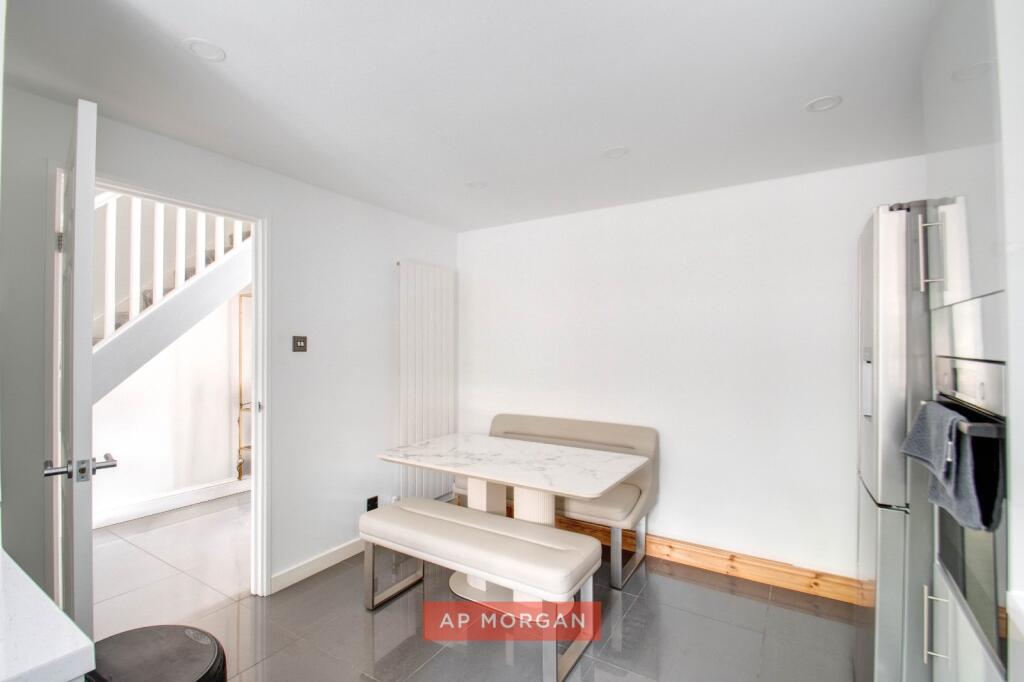 House in Redditch, Abbeydale - View 4