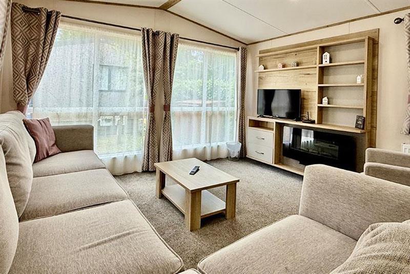 A.B.I Woodland Superior  2019, Sandy Balls Holiday Village, Southampton Road, Fordingbridge, Hampshire, SP6 2JZ photo 2