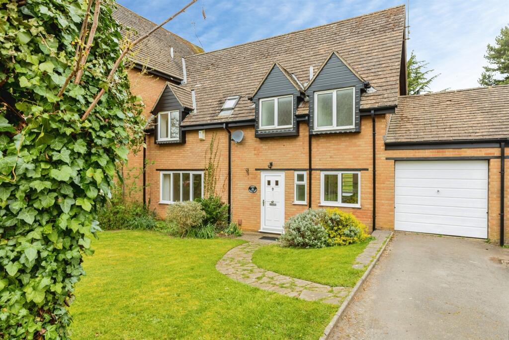 Main image of property: Well Yard, Northampton