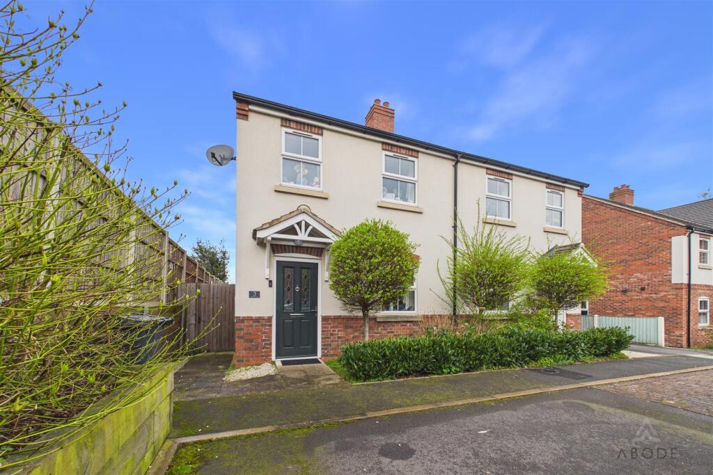 3-bed semi-detached on Old Forge Close, Kegworth, Derby, £265,000