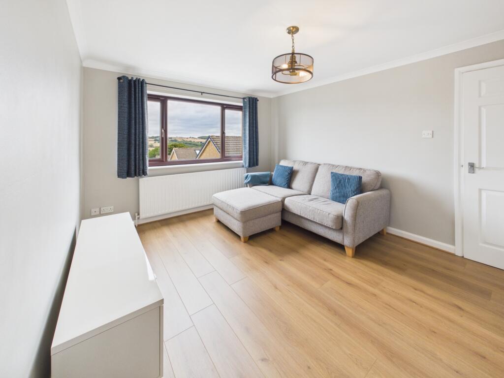 Apartment in North East Derbyshire, Dronfield - View 4