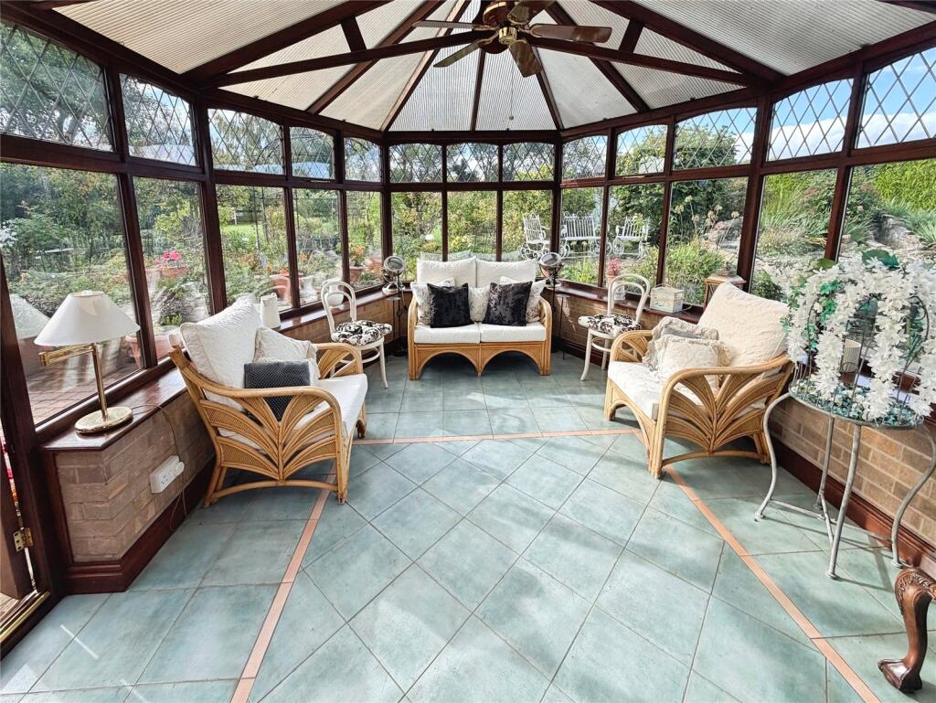 House in Doncaster, Marr - View 4