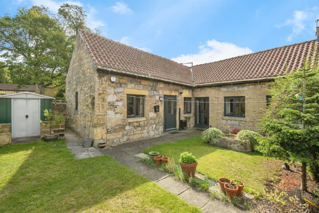 3-bed house on The Mews, Hickleton, Doncaster, £270,000