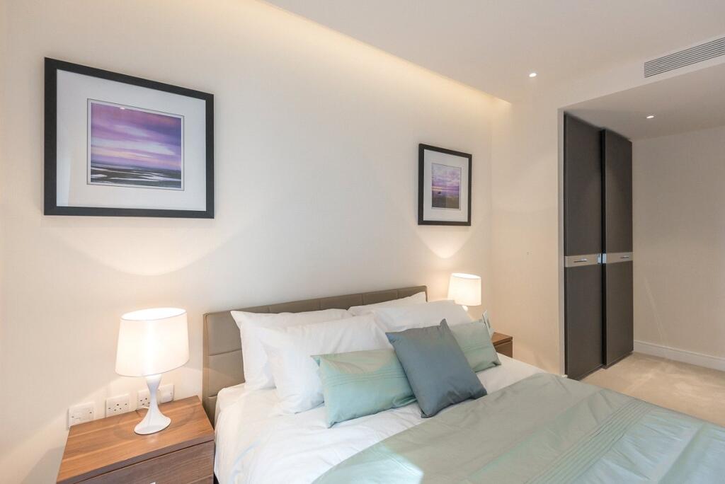 Apartment in London - View 5