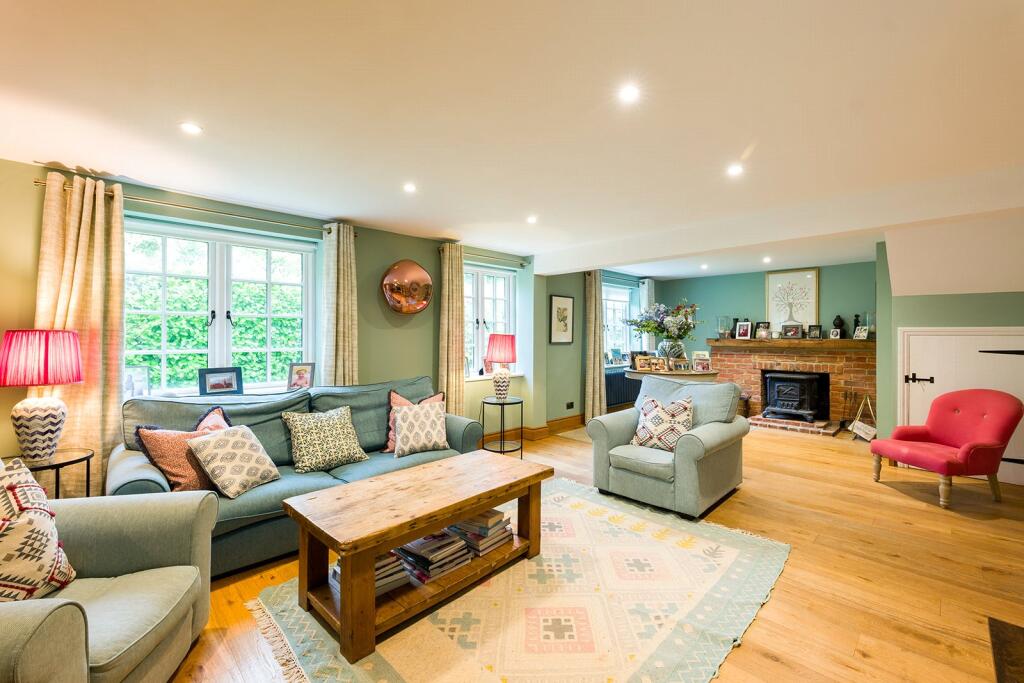 House in Ashampstead - View 2