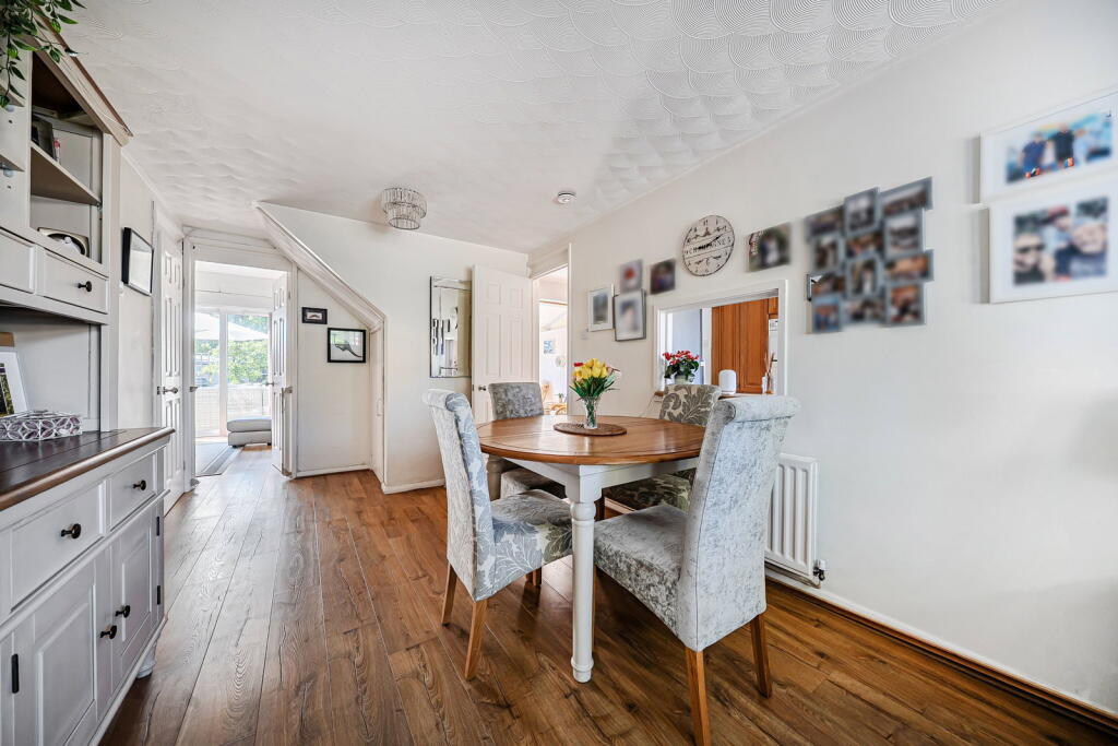 House in Basingstoke and Deane, Basingstoke - More