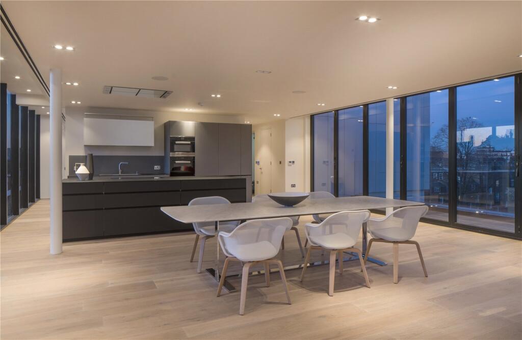Apartment in London - View 3