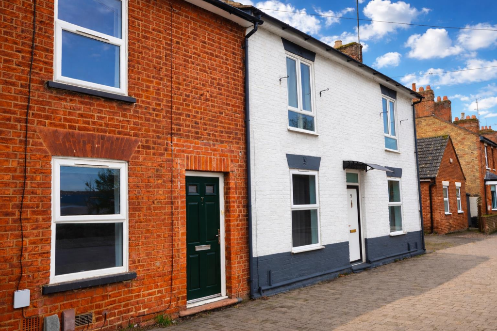 Main image of property: Billington Road, Leighton Buzzard, LU7 4TG
